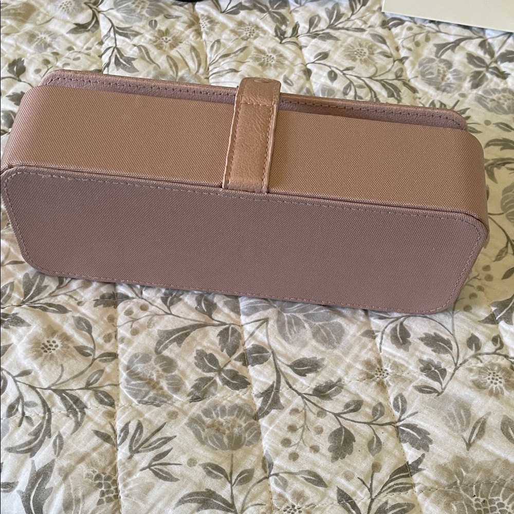 Beis Pink Jewelry Case - Picture 7 of 8